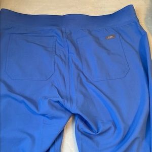 Fig Livingston scrub pants